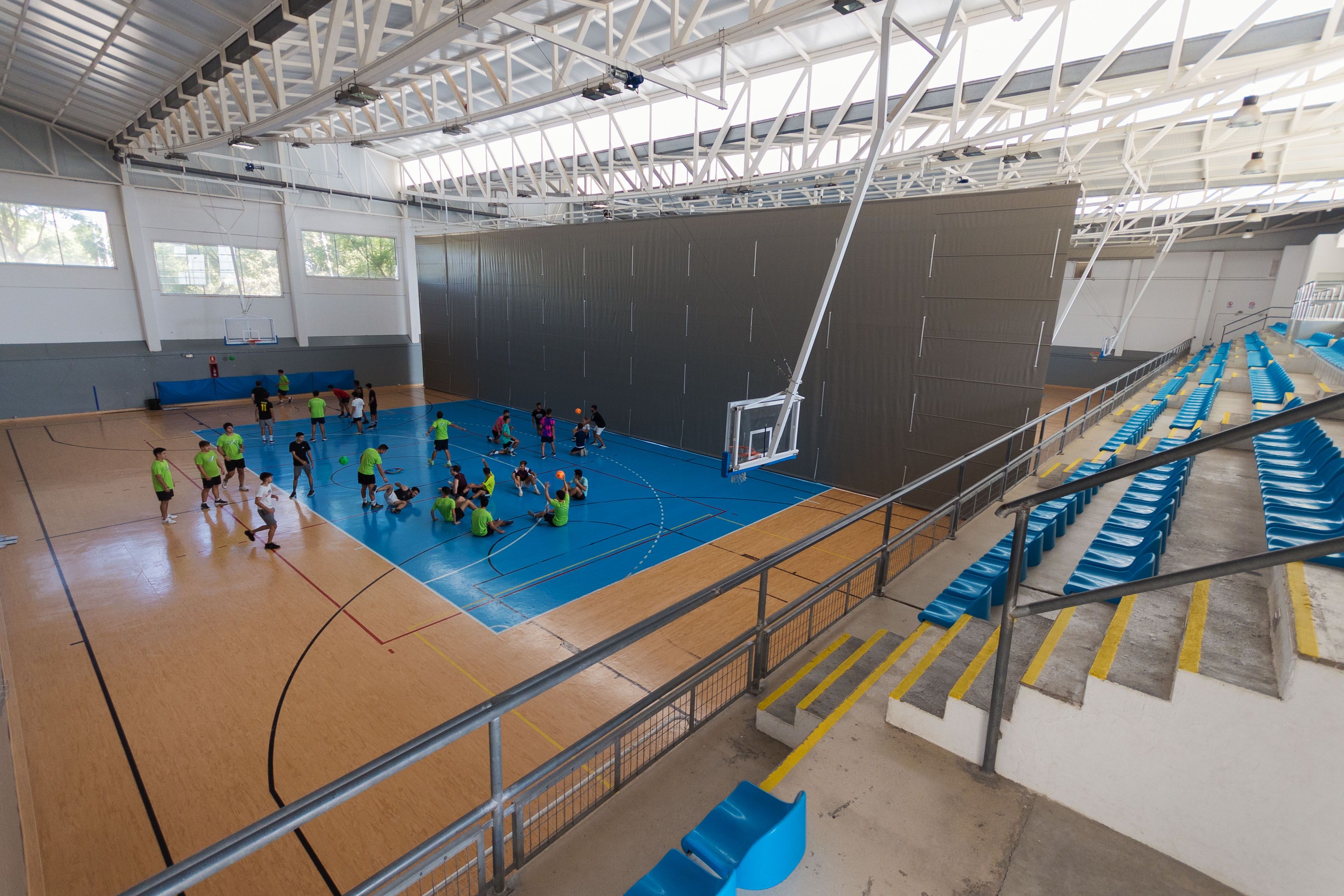 Interior del pabellón deportivo Angelita Alta.