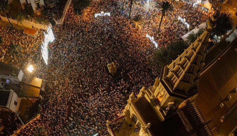 El santuario de Regla, en una imagen de J. David Ruiz, difundida por el Ayuntamiento de Chipiona, en un evento meses atrás.