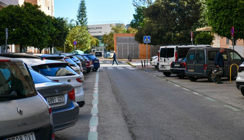 Zona de aparcamiento regulado sólo para residentes (verde) en el barrio de Astilleros.