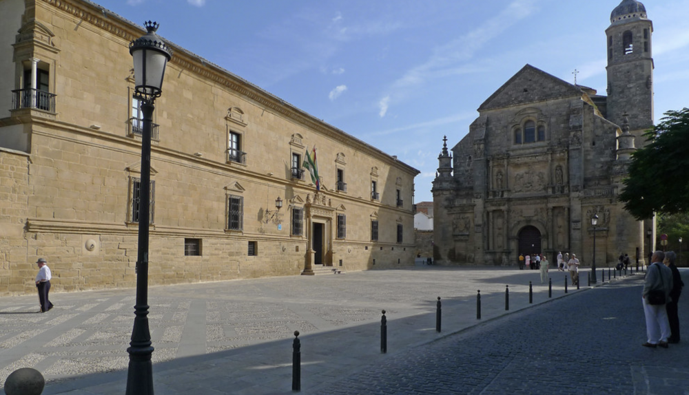  Plaza Vázquez de Molina en Úbeda.  JAÉN PARAISO INTERIOR