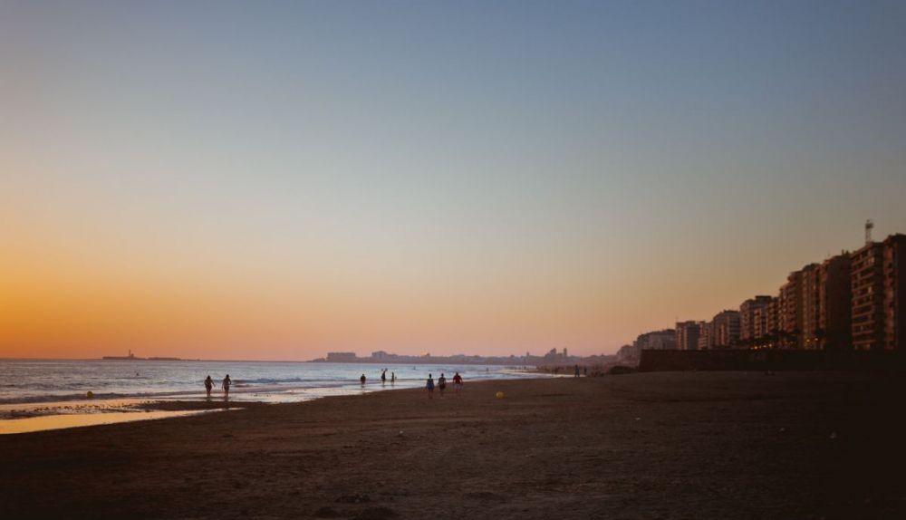 Playa de Cortadura en Cádiz.